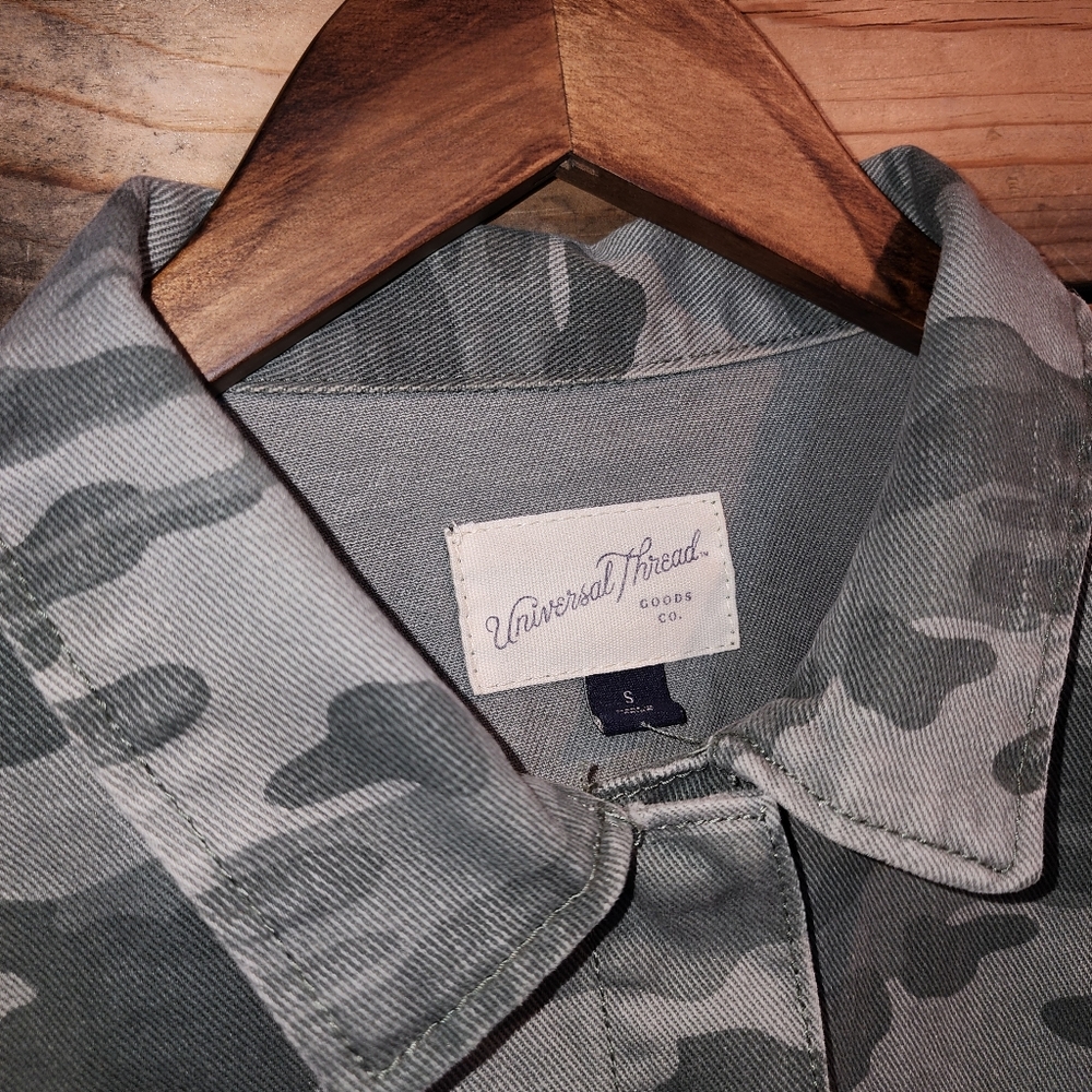 Universal Thread Jacket - image 2